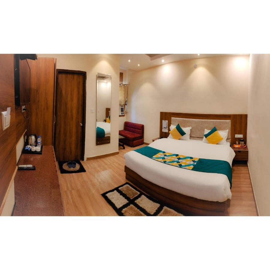 The Royal Bhumesh Hotel Katra  Exterior foto