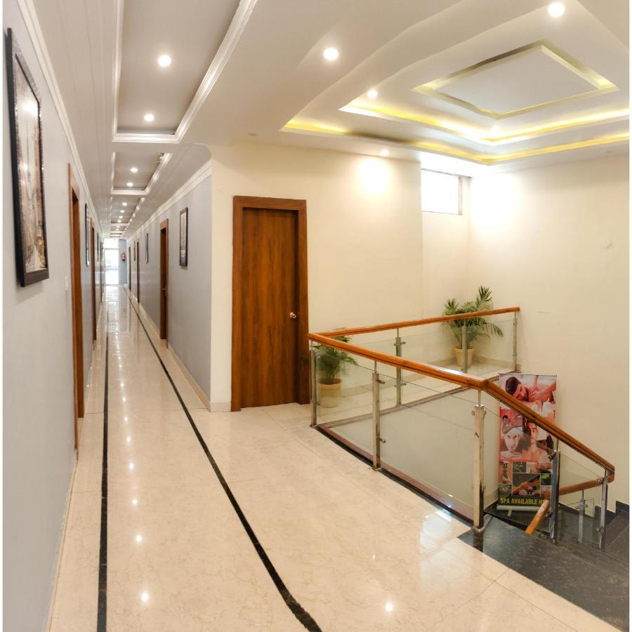 The Royal Bhumesh Hotel Katra  Exterior foto
